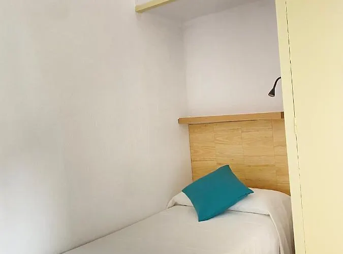 Atico Con Terraza Apartamento *